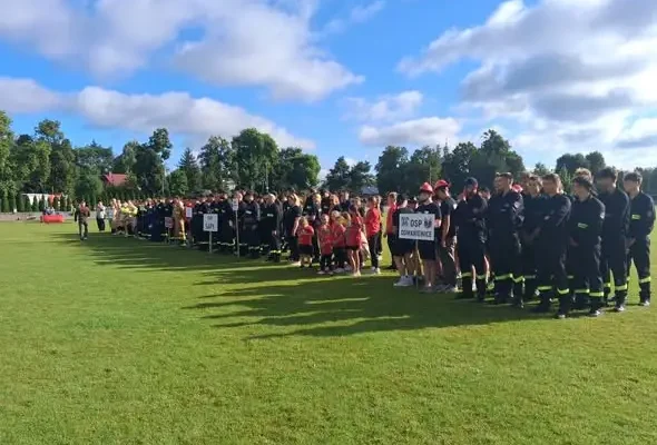 Gminne Zawody Sportowo-Pożarnicze w Domaniewicach: rywalizacja i wyróżnienia dla zasłużonych druhów
