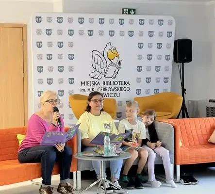 Zaczytane Wakacje 2026: sensoryczne zabawy i drzewa życia w bibliotece w Łowiczu